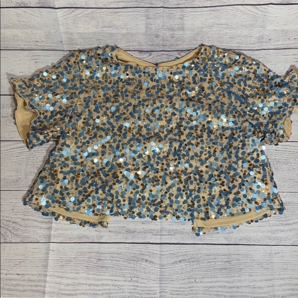 Forever 21 woven top nude/blue small sequin nwt‎